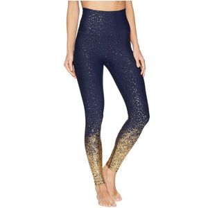 BRAND NEW Beyond Yoga leggings 🧘🏻‍♀️